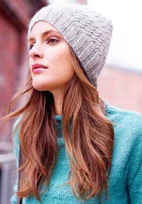 Mønsterstrikket hue