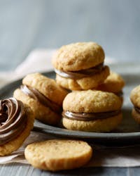 Små lækre nøddesmåkager med nougat