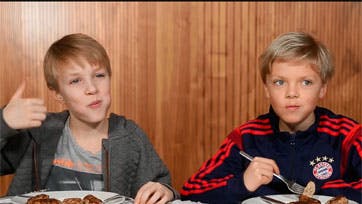 Familie Journal, der udkommer mandag 9. februar 2015