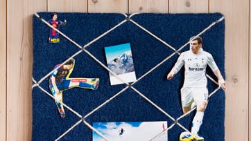 Opslagstavle i filtet uldstrik