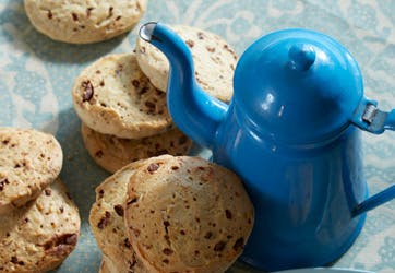Scones med chokolade og mandler