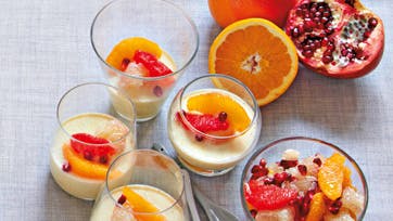 Panna cotta med appelsin og frisk citrussalat