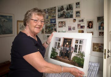 https://imgix.familiejournal.dk/media/websites/familiejournalen-dot-dk/website/2015/maj/21/artikler/21-oldfruen-362.jpg