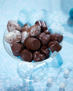 Fyldte chokolader med orangetrøffel