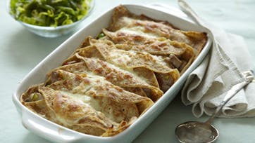 Fyldte pandekager med svinemørbrad