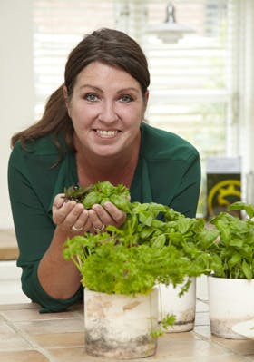 https://imgix.familiejournal.dk/media/websites/familiejournalen-dot-dk/website/mad/slankemad/slankemad/2012/lavkarbo/08/anette-lavkarbo-280.jpg