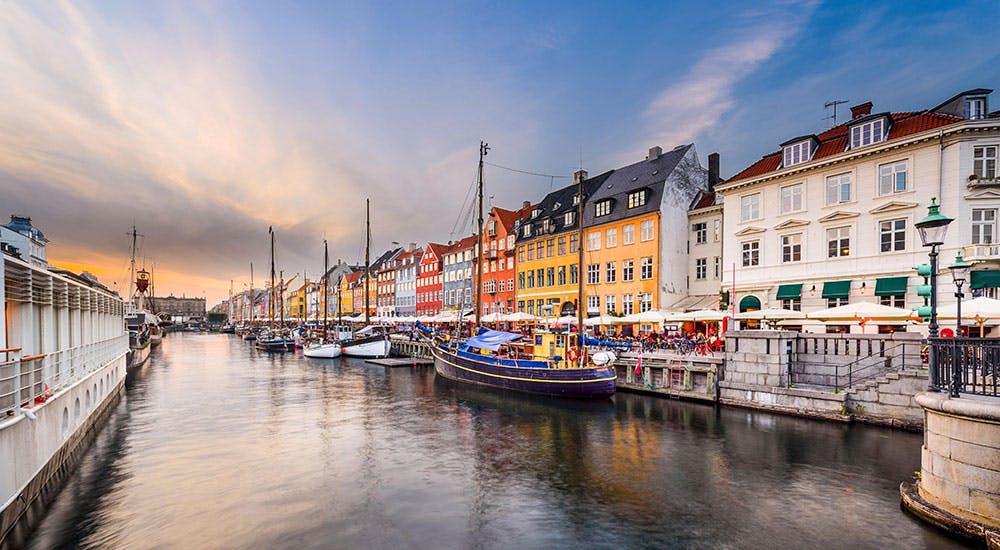 Nyhavn en sommeraften