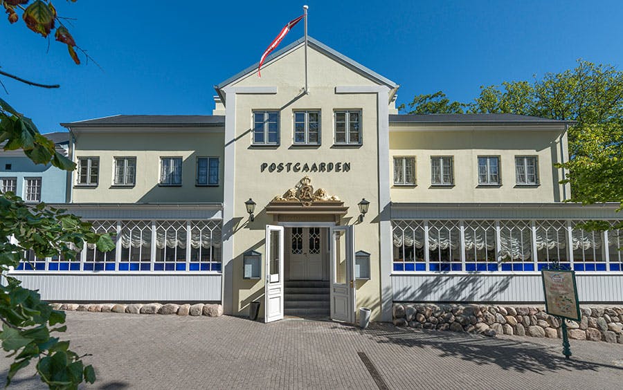 Postgarden i Korsbæk på Bakken