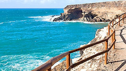 Fuerteventura er især kendt for sine fantastiske strande - så er du en vandhund, er det øen, når du rejser til De Kanariske Øer