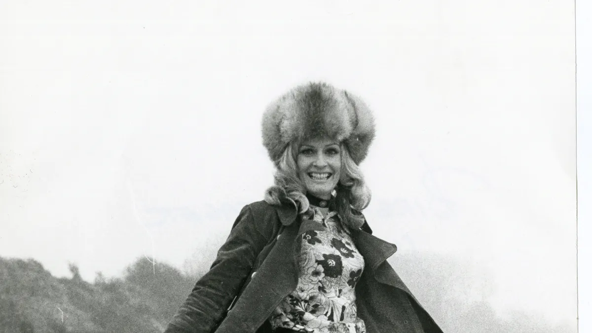 Et galleri fuld af smilende nostalgi med Birgit Lystager | Familie Journal