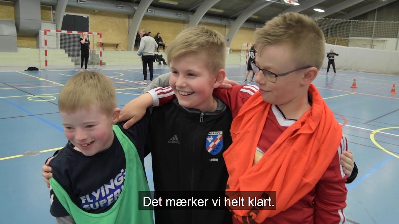 https://imgix.familiejournal.dk/youtube_thumbnails/ce_J6yJcdC4.jpg